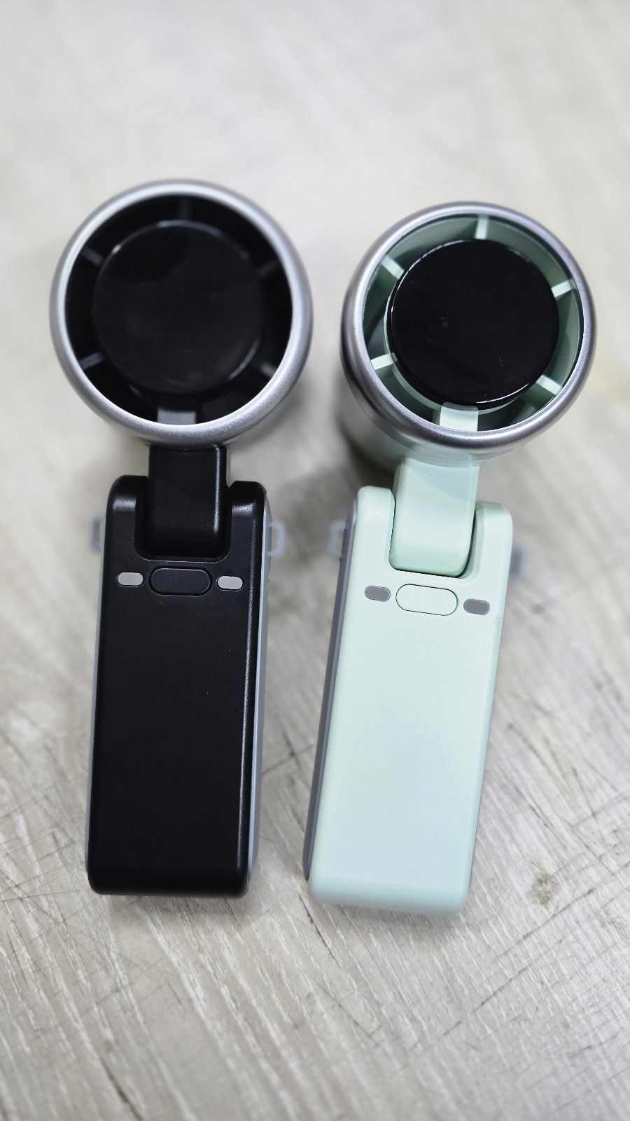 Pocket Size Turbo Mini Fan - 1800 mAh bettery